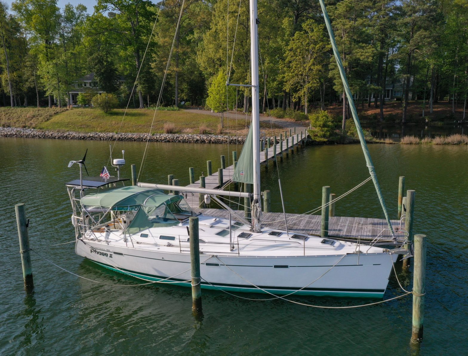 2003 Beneteau 393 For Sale | YaZu Yachting | Deltaville