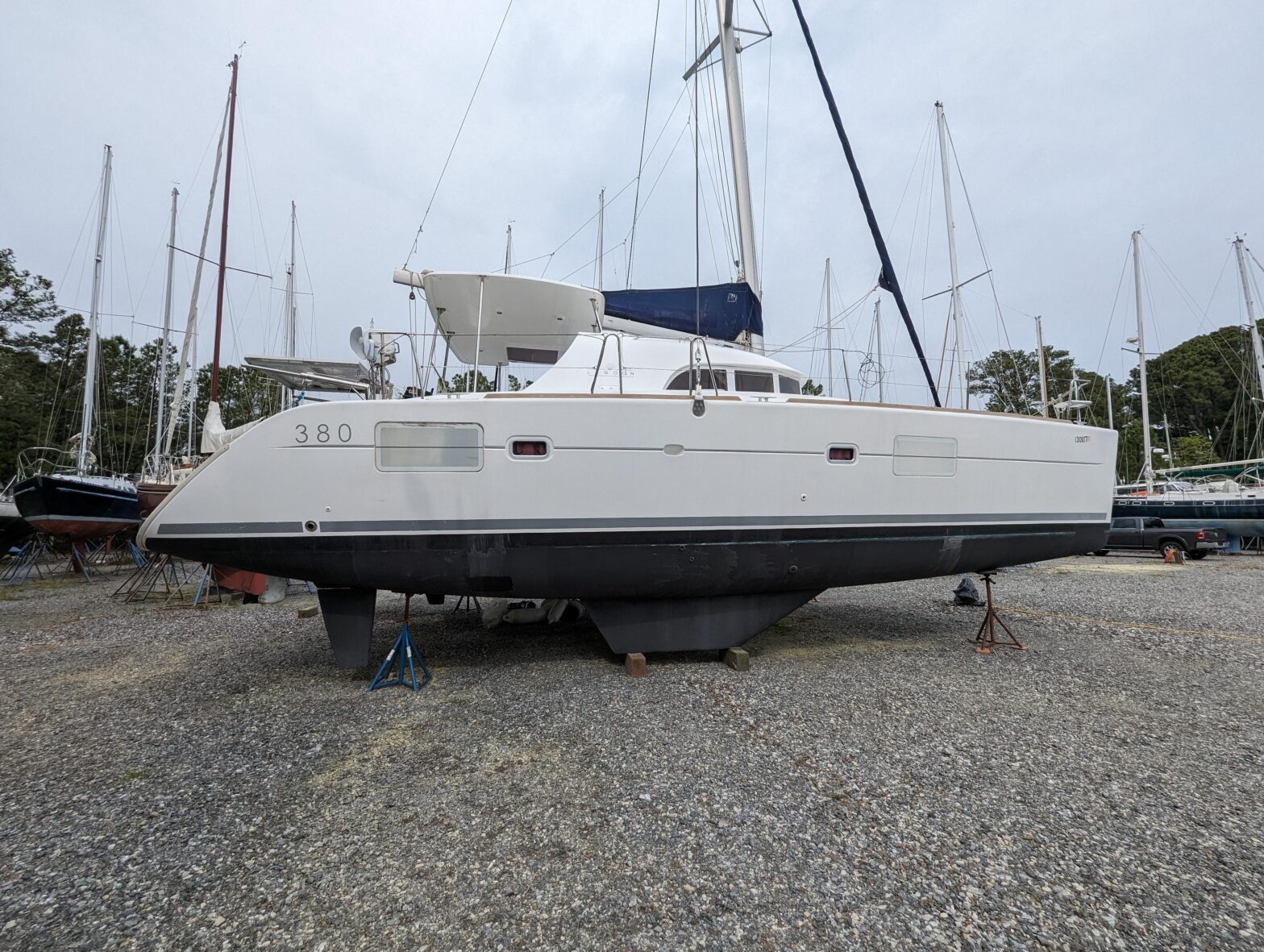 2014 Lagoon 380 For Sale | YaZu Yachting | Deltaville