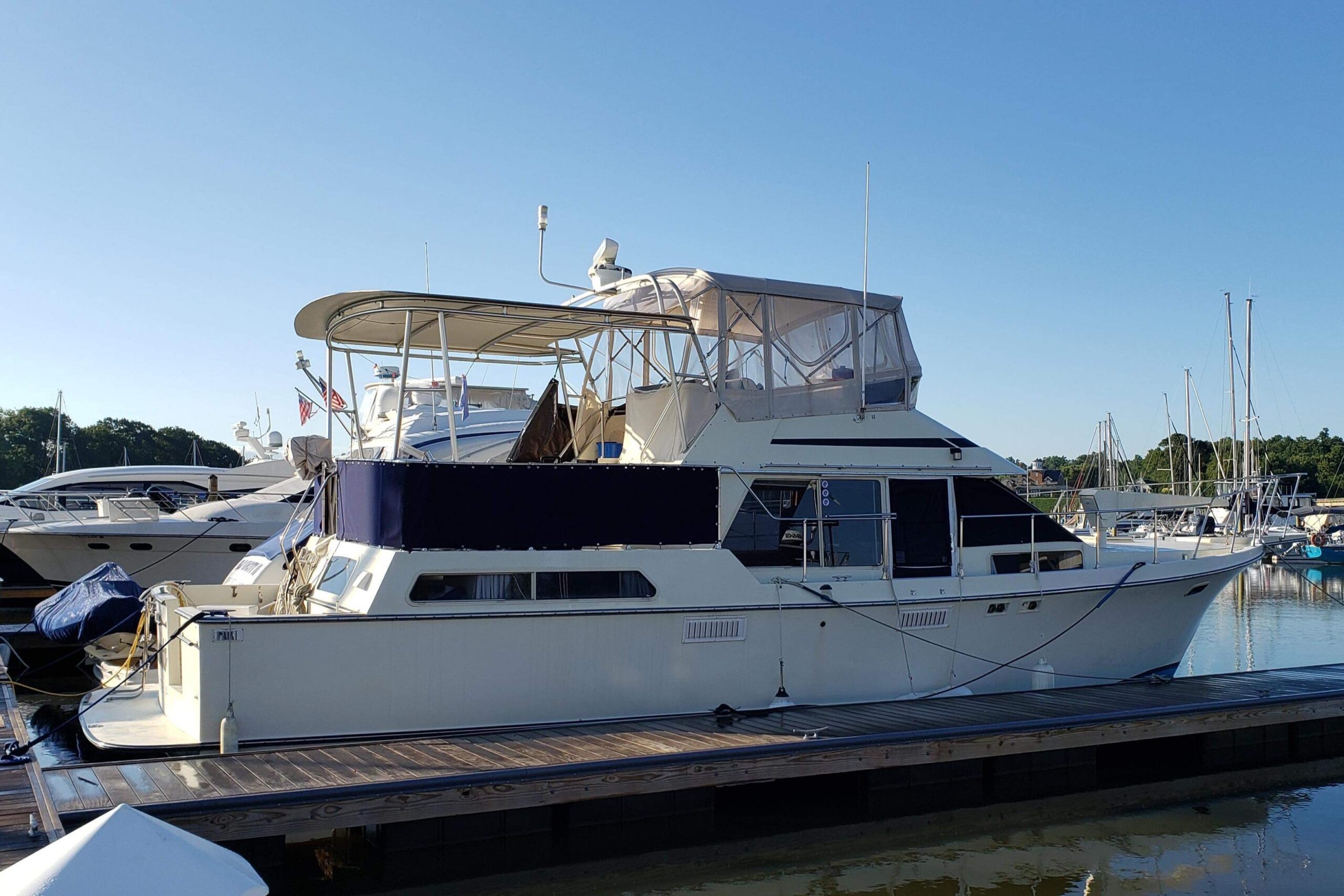 1988 Tollycraft 44 Cockpit Motor Yacht For Sale | YaZu Yachting | Deltaville