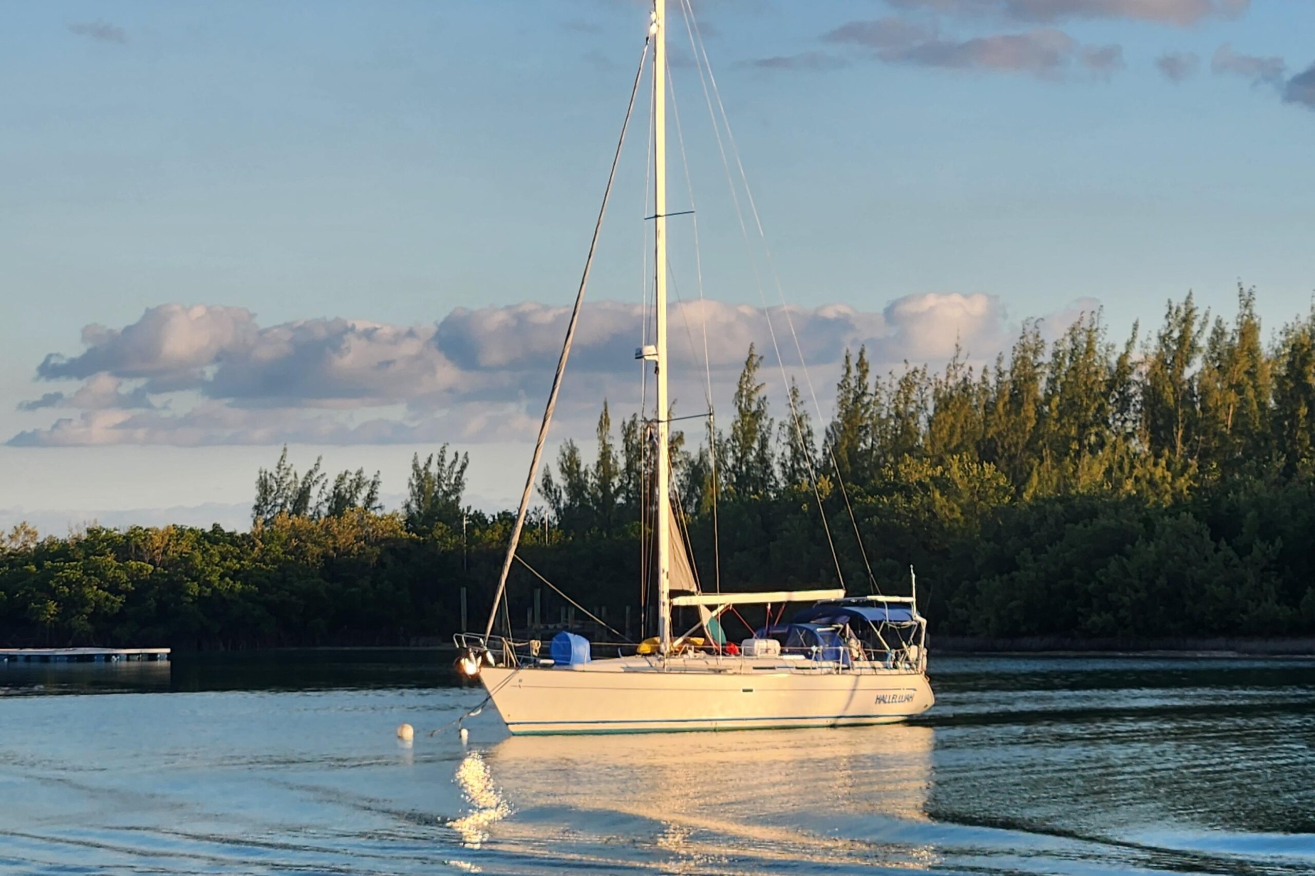 2000 Bavaria 42 Aft Cockpit For Sale | YaZu Yachting | Deltaville