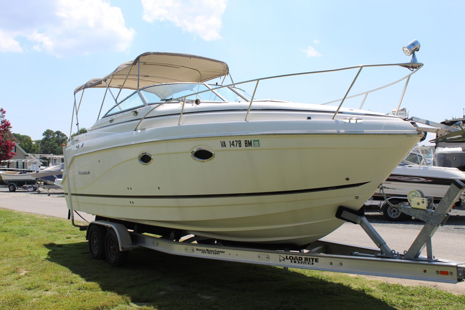 2006 Rinker 270 Express Cruiser For Sale | YaZu Yachting | Deltaville