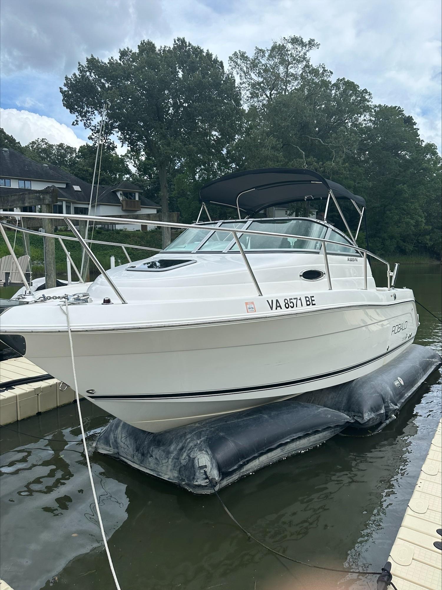 2006 Robalo R225FX Walkaround For Sale | YaZu Yachting | Deltaville