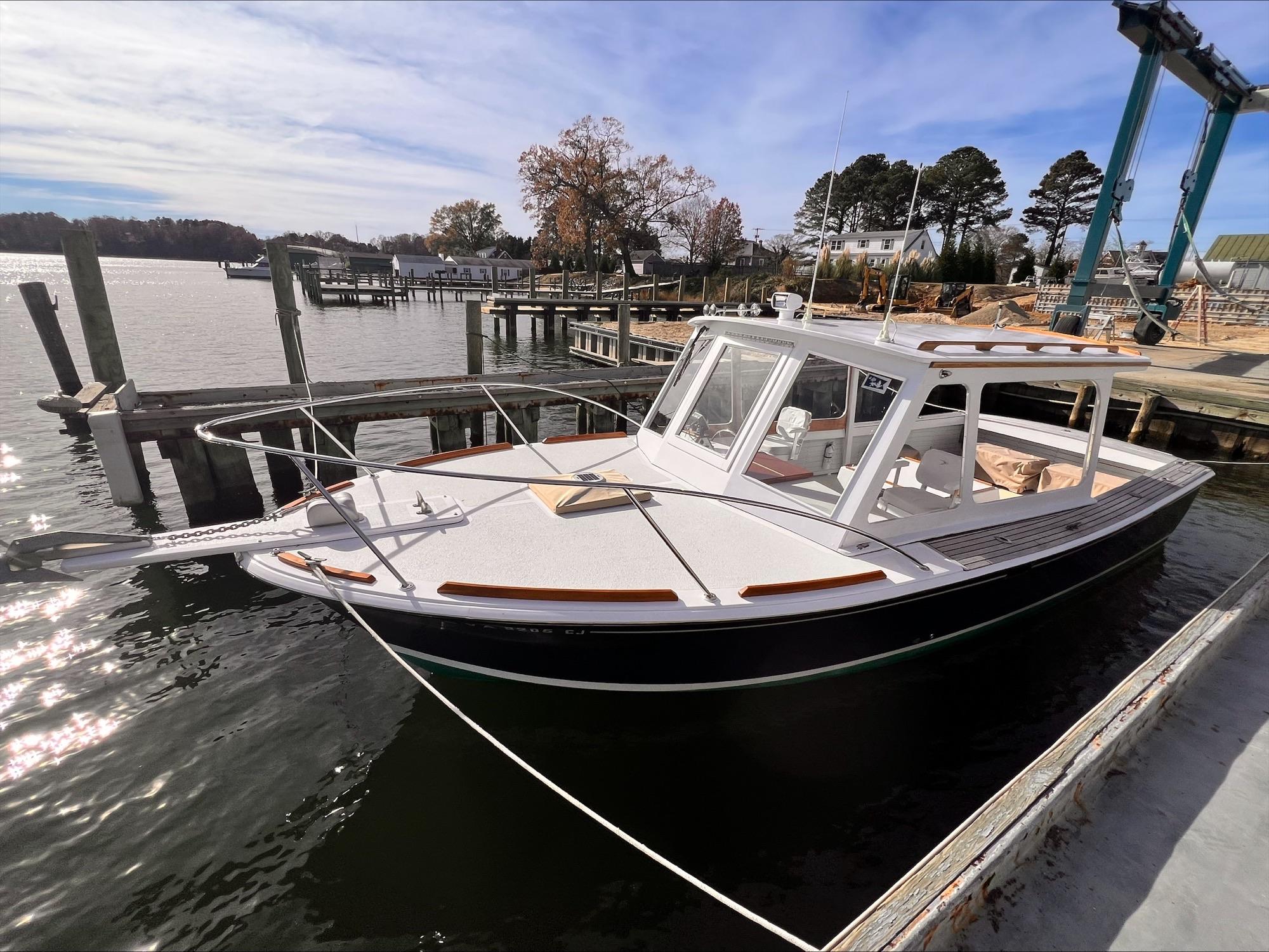 1985 Crosby Hawk 29 For Sale | YaZu Yachting | Deltaville